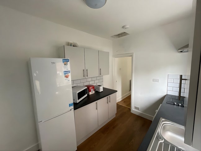 Bargain Ensuite Double Room 5 min from Town centre Main Photo