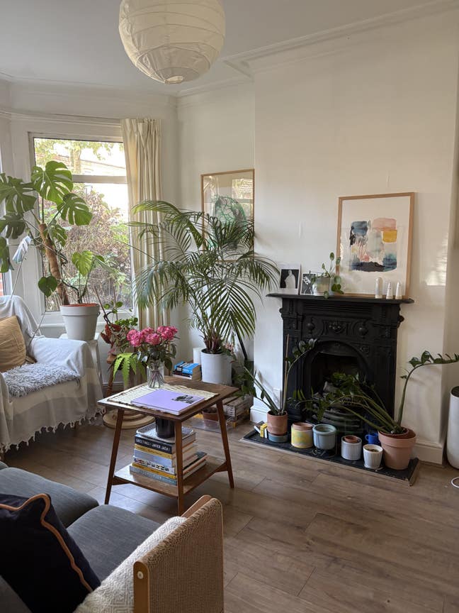 Bright double room in Blackhorse Road Main Photo
