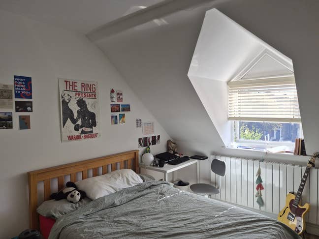 Spacious Ensuite Room Available in Finchley Road Main Photo