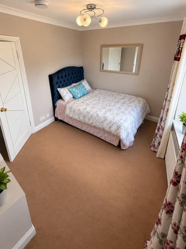 Spacious Double Room Main Photo