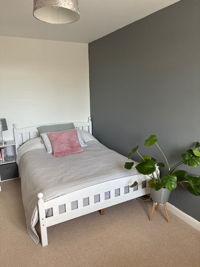 Double room to rent in my home  Main Photo