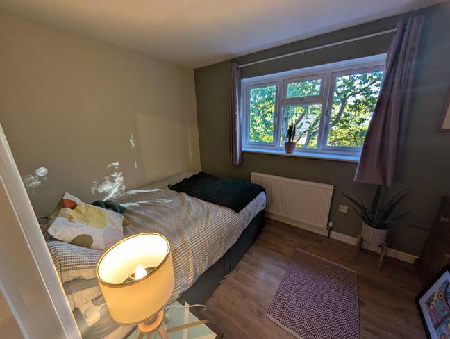 Double room available in our home in Bristol, BS5. Main Photo