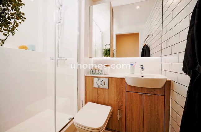 Vita copper tower tenancy take over 26/27 Main Photo