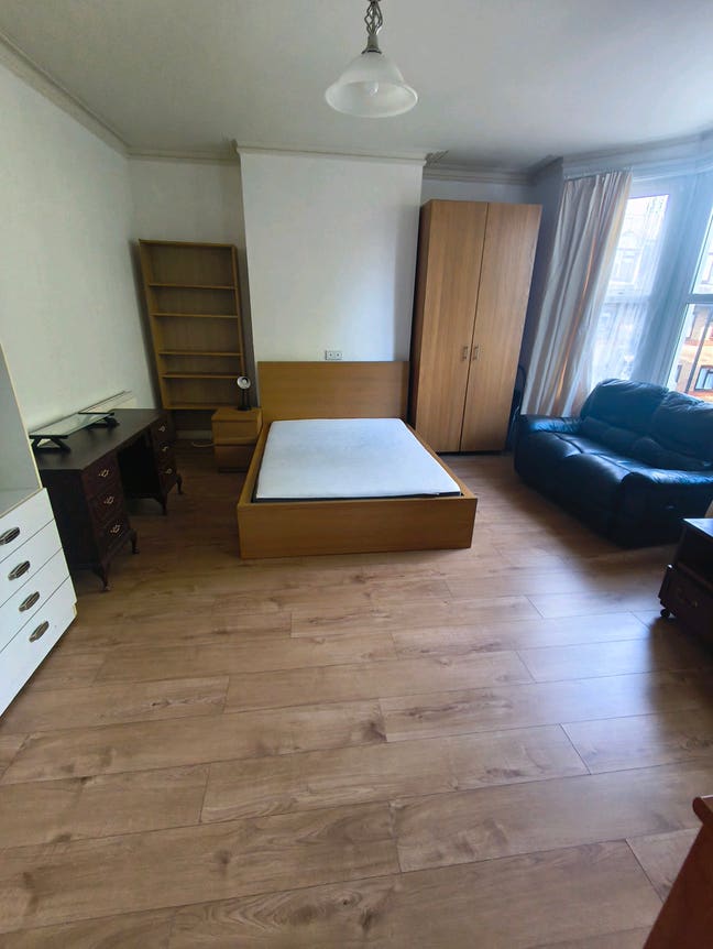 One King Size Room Main Photo