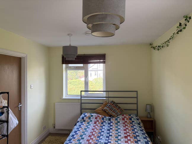 Spacious double in friendly house share Main Photo