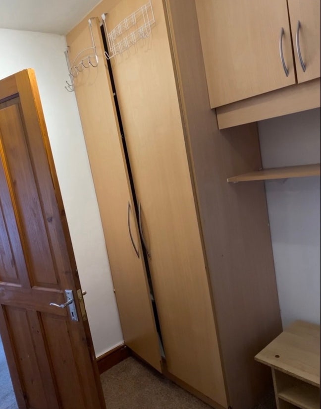 Single Room in Hayes Town Near Lidl Main Photo