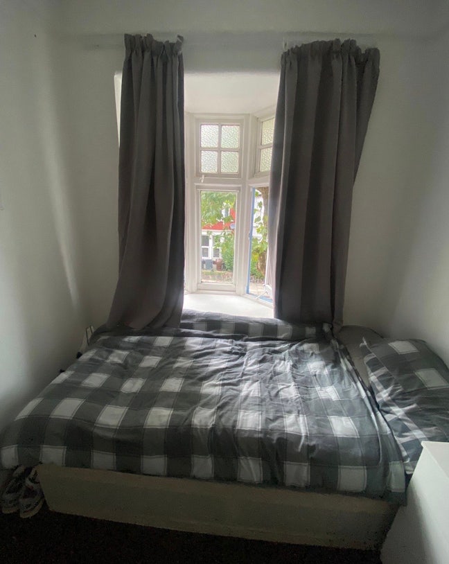 Affordable Single Room By Hackney  Main Photo