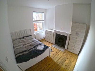 All bills included large room Main Photo