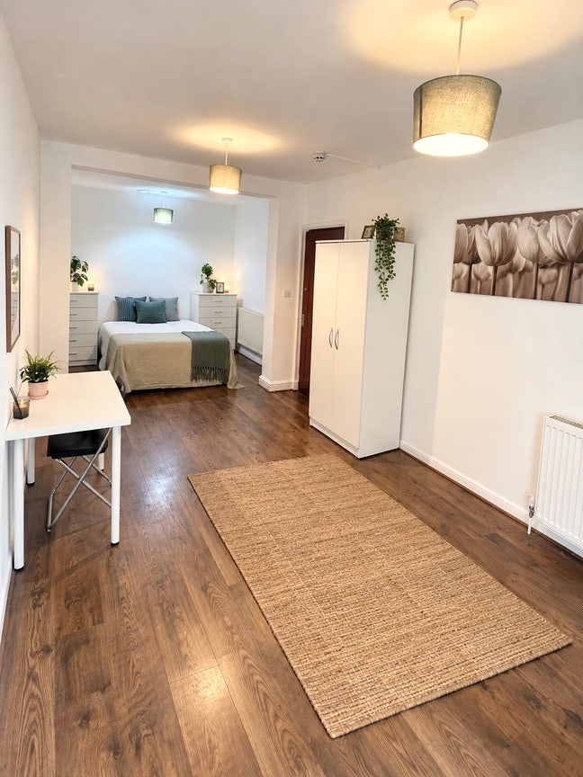 Double or Triple Room with Access to the Garden Main Photo
