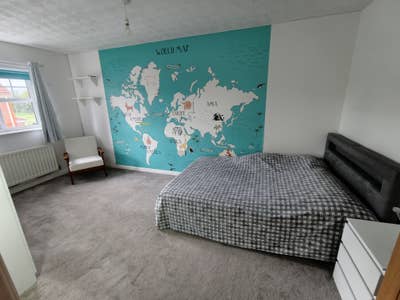 Spacious furnished double room, all bills included Main Photo