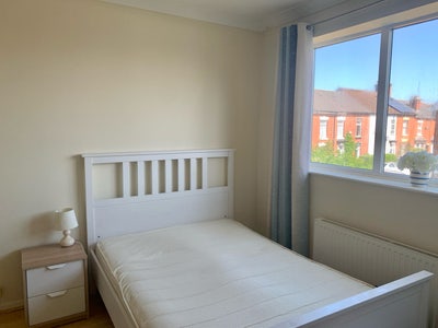 Lovely House with Spacious Rooms in Earlsdon Main Photo