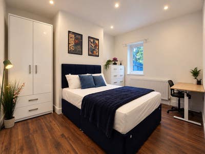 🏡 Newly Refurbished Rooms – Wembley Main Photo