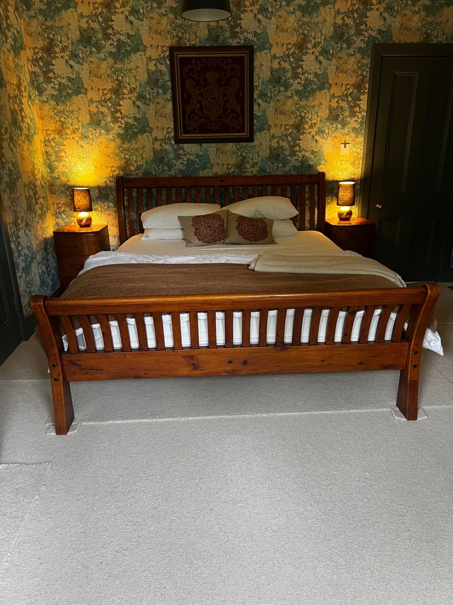 Gorgeous West End Double En-suite , Bills inc Main Photo