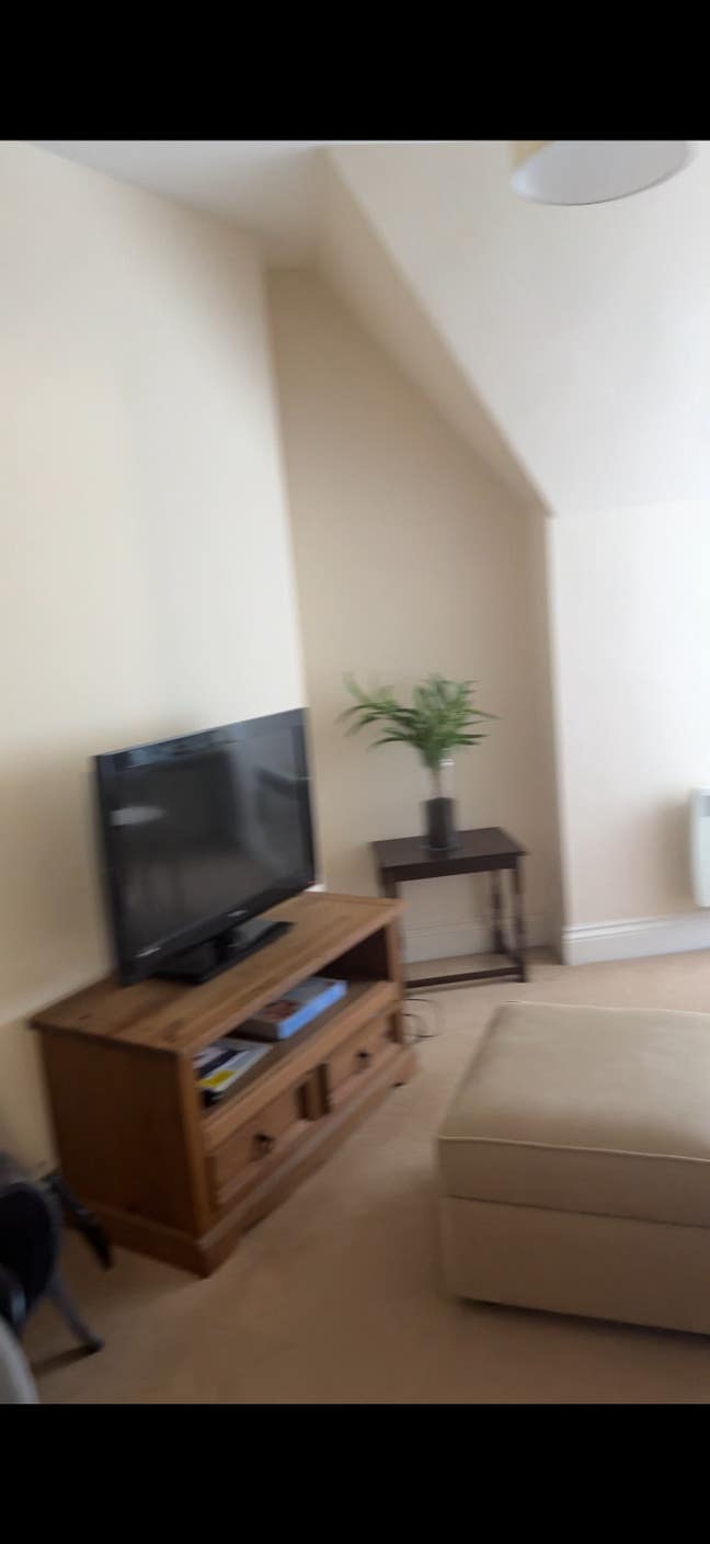 1 Bedroom with private bathroom  Main Photo