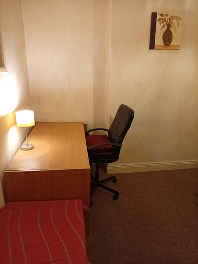 Double room near Bournemouth train station  Main Photo