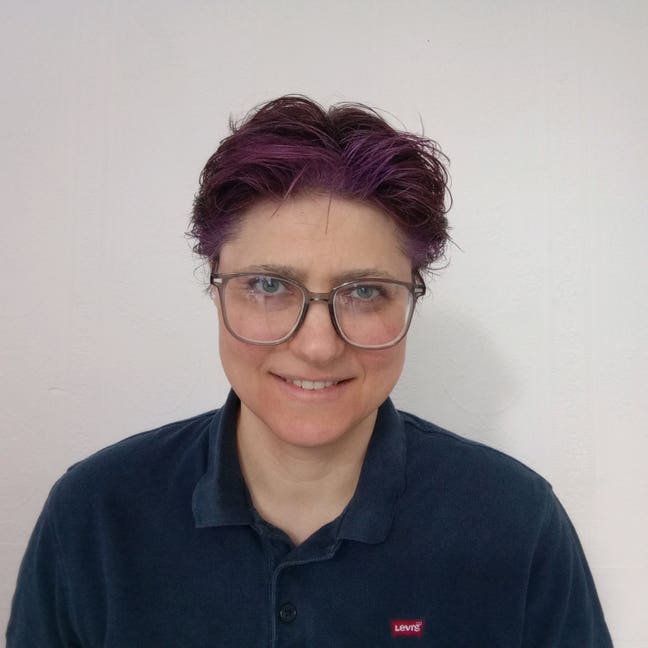Professional looking for a room in Warrington Main Photo