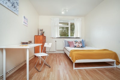 Modern Living with Local Amenities at Your Door Main Photo