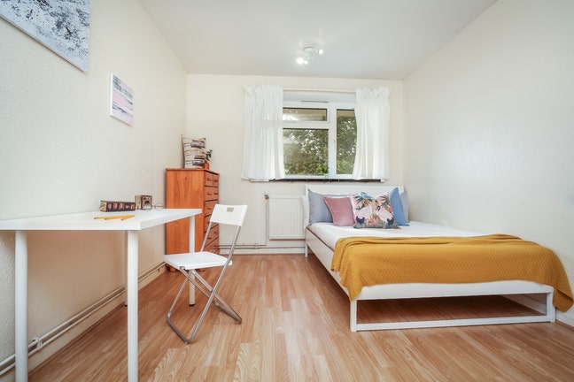 Modern Living with Local Amenities at Your Door Main Photo
