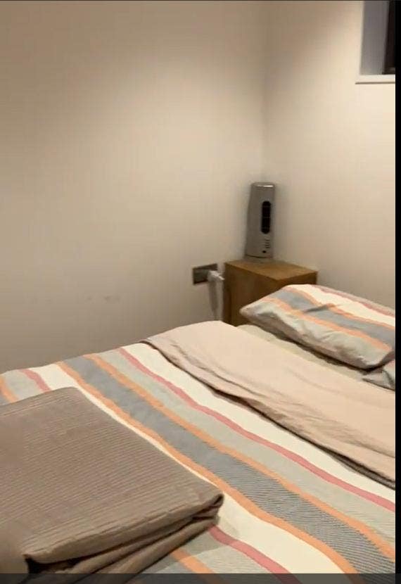 25sqm unit in garden - separate entrance Main Photo