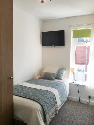 🏡Stylish Single room |💡 All Bills Included! ✨🏡 Main Photo