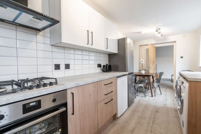 5 Bed House, NE6 5PL Newcastle Main Photo