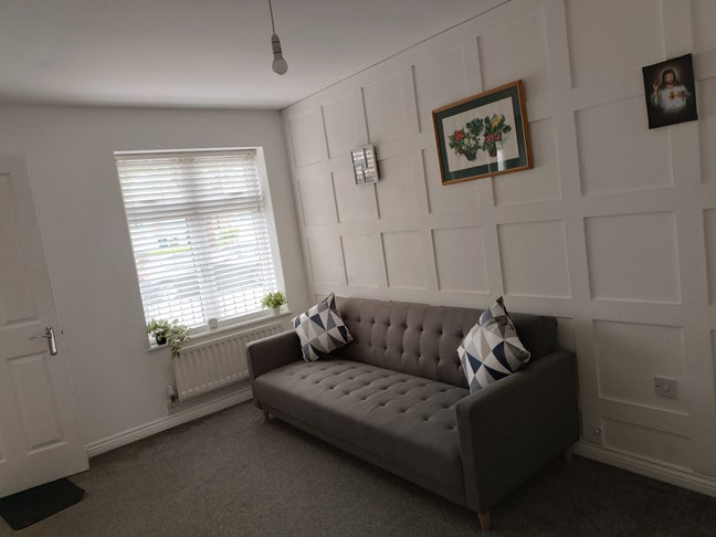 Single Room for PhDs or working Professional Main Photo