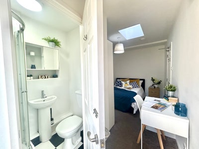 📞 Say Yes to an Adventure with Us at Snug 💛🏡 Main Photo