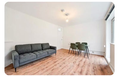 Room Available Now For Rent in Waterloo  Main Photo