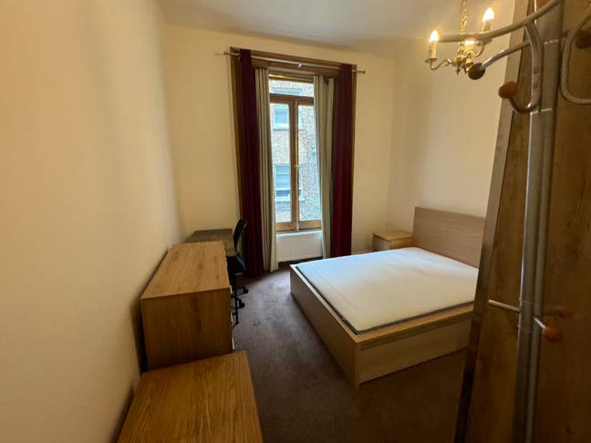 Fully Furnished Room 5Mins to Earl’s Court Station Main Photo