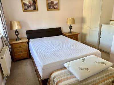 Lovely  double room  in a gated development  Main Photo