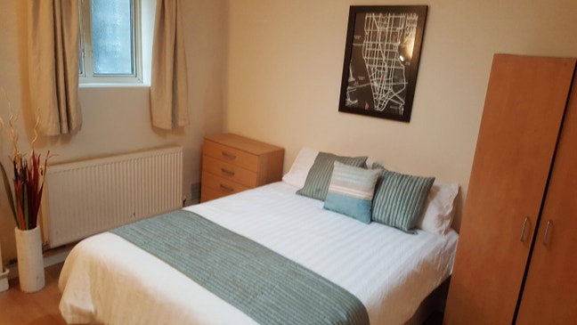 5 Min.Walk to Harlesden Station, Bills Included Main Photo