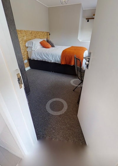 Double room with en-suite  Main Photo
