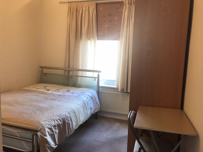  Double  room  for preferably Muslim  Sister
 Main Photo