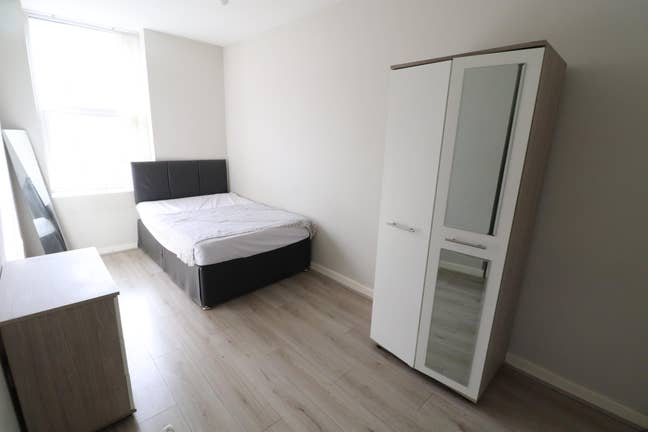 Self contained room to let in Liverpool, L9 Main Photo
