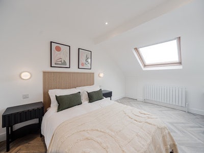 Modern New-Build 2 Bed Flat | Tooting  Main Photo