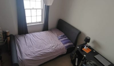 Single room with own bathroom Central Wantage Main Photo