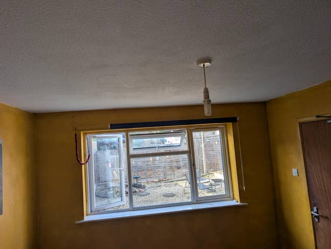 A large double bedroom available immediately and n Main Photo