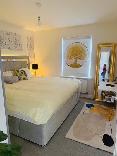 Lakeview- Modern- Double Bedroom with En-suite Main Photo
