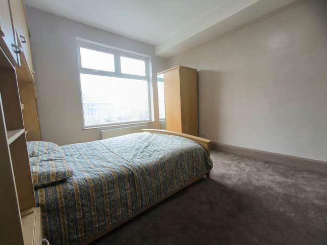 🛏️Double Room for Female Tenant – Stretford – M32 Main Photo