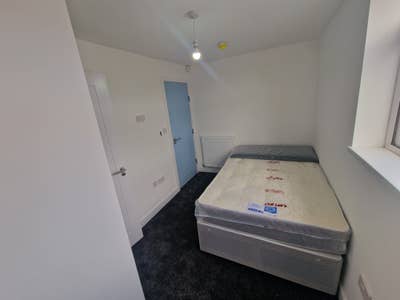  Large  en-suite room city centre Main Photo