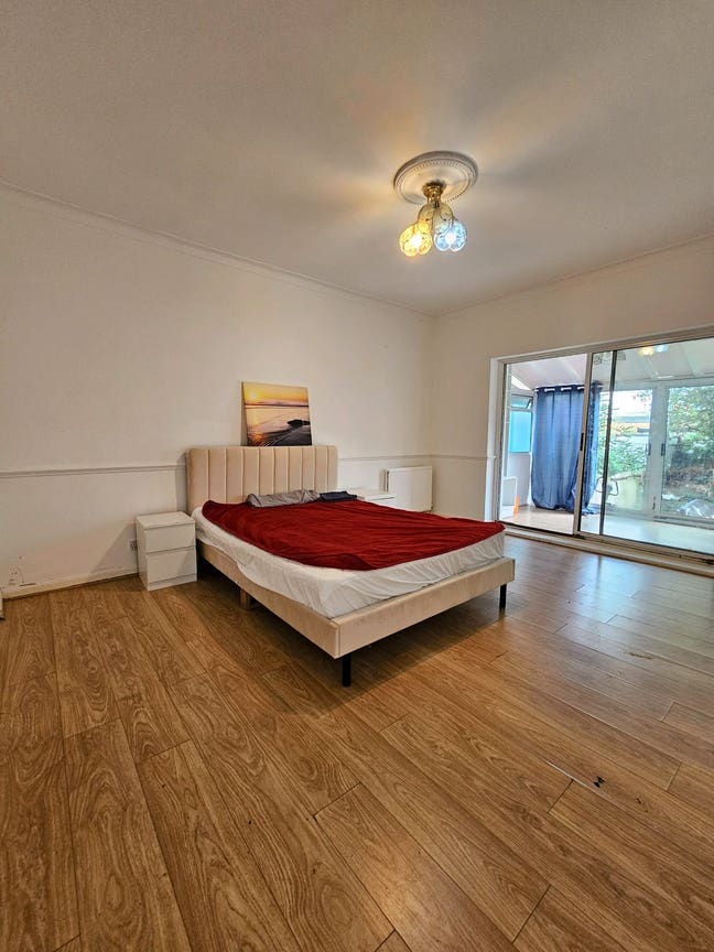 Spacious Double Room Available in Hendon Main Photo