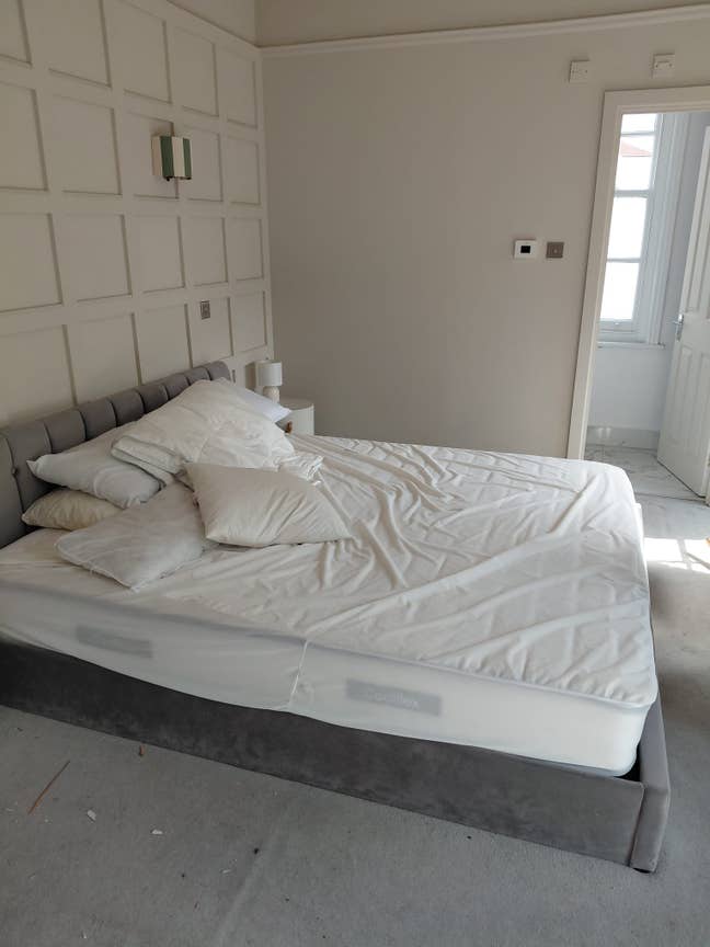 Ensuite Rooms Available in North West London Main Photo