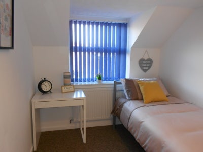 * Looking for quality accommodation? * Main Photo