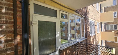 Double room available with Balcony! (Vauxhall) Main Photo