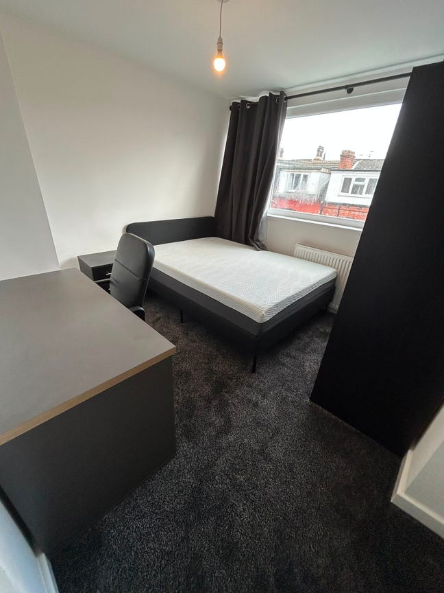 1 Room Left - Brand New Refurb - Available Now Main Photo