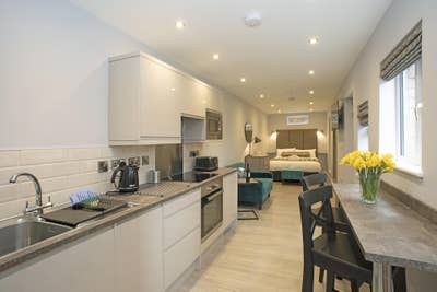 Modern Studio Apartment in Aberystwyth Main Photo