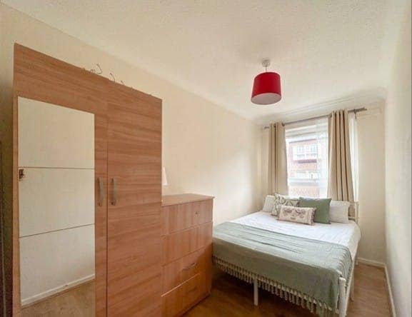 Cozy Double Room  in St.Johns Wood Main Photo