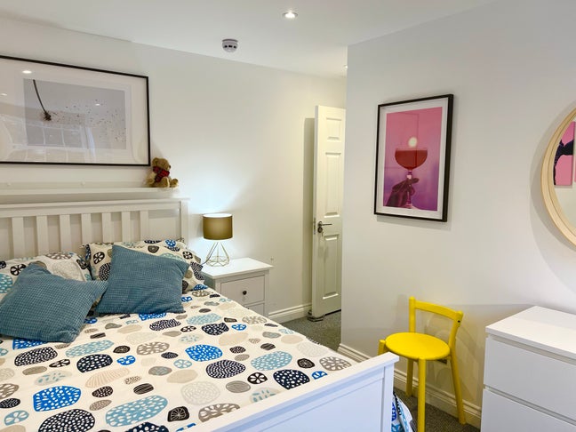 Quiet Room | Oval/Brixton | All Inclusive Main Photo