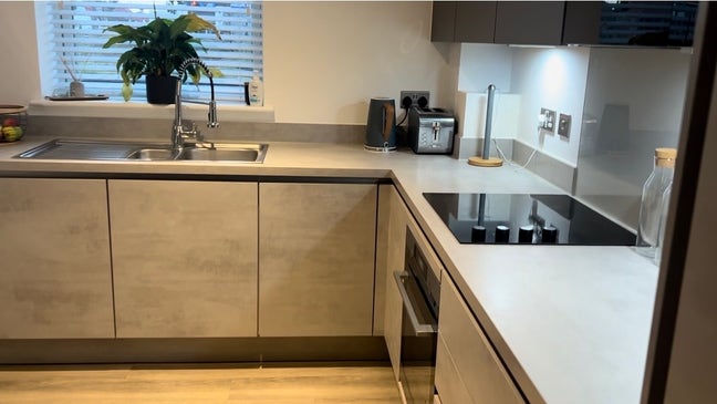 Two Rooms to Rent – Brand New Beam Park Apartment Main Photo