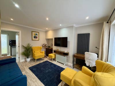 Newly renovated 3 Bedroom House Main Photo